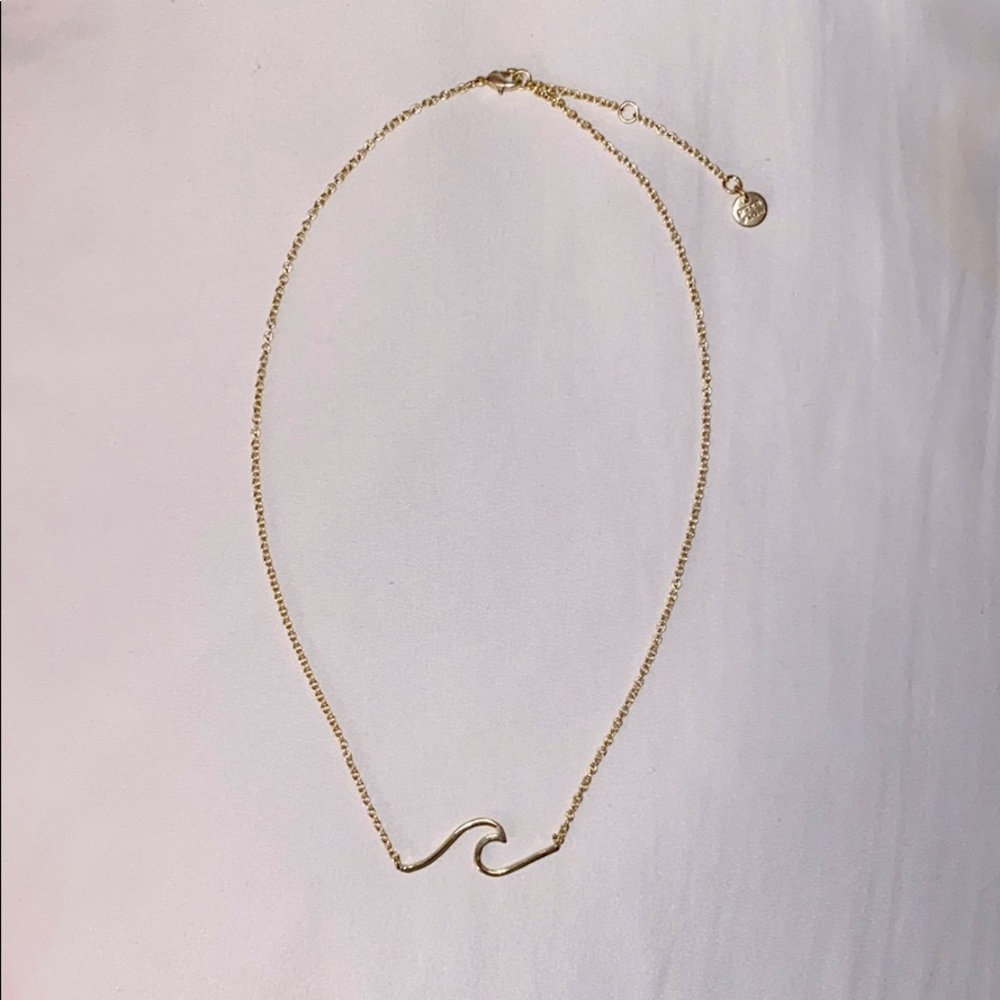 NEW Pura Vida Wave Necklace